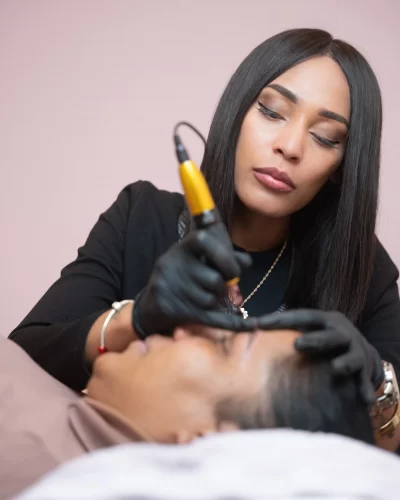 Cejas y pestañas Dau